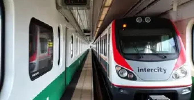 Trem Intercidades